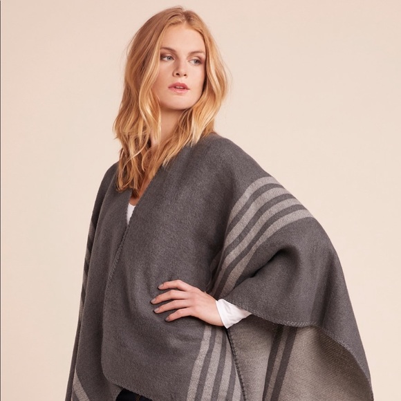 BB Dakota Poncho - Picture 2 of 4